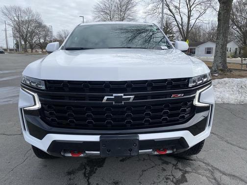 2023 Chevrolet Suburban 4WD Z71