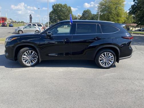 2024 Toyota Highlander Limited