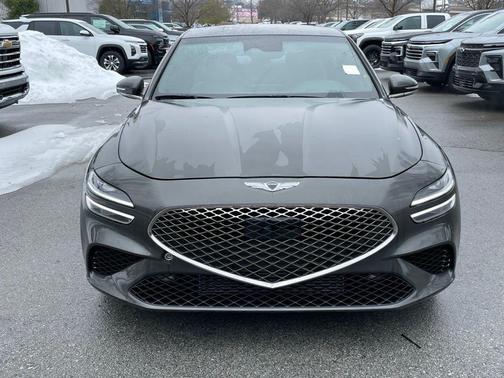 2022 Genesis G70 2.0T RWD