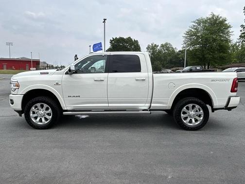 2022 RAM 3500 Laramie Crew Cab 4x4 6'4' Box