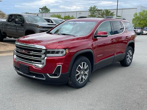 Volcanic Red Tintcoat 2023 GMC Acadia AWD SLT