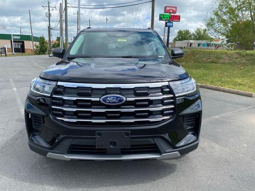 Black Metallic 2026 Ford Explorer Active