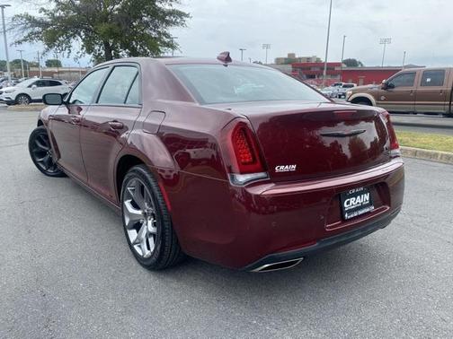 2021 Chrysler 300 S