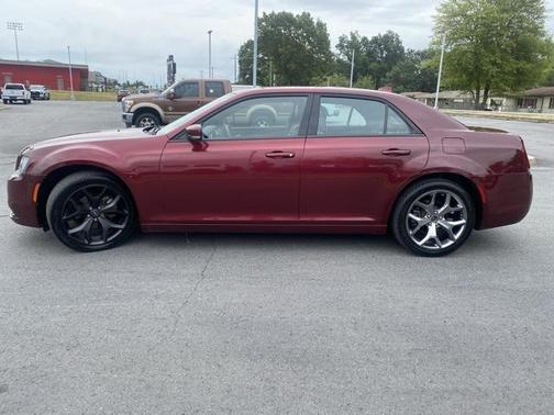 2021 Chrysler 300 S