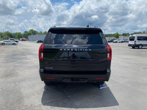 AGATE BLACK METALLIC 2025 Ford Expedition Active
