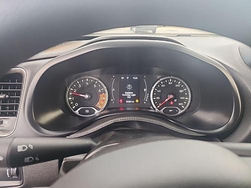 Alpine White Clearcoat 2023 Jeep Renegade Latitude