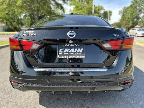 2022 Nissan Altima 2.5 SV