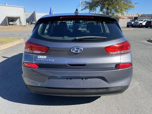 2019 Hyundai Elantra GT Base