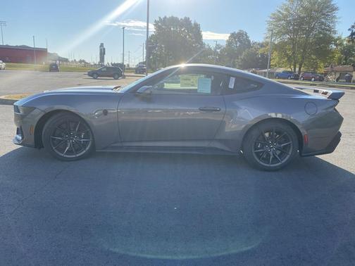 2025 Ford Mustang Dark Horse Fastback