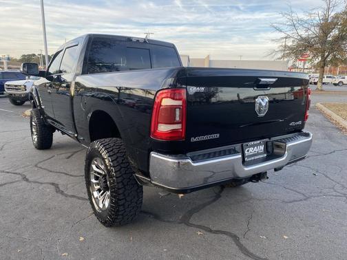 2022 RAM 3500 Laramie Crew Cab 4x4 6'4' Box