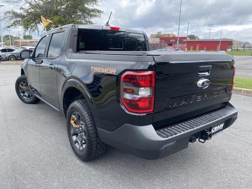 2023 Ford Maverick Lariat