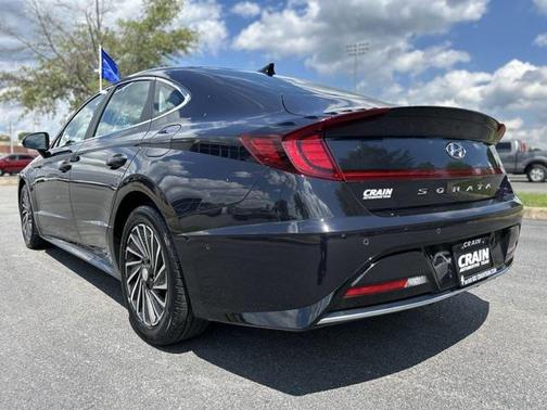 2023 Hyundai SONATA Hybrid Limited