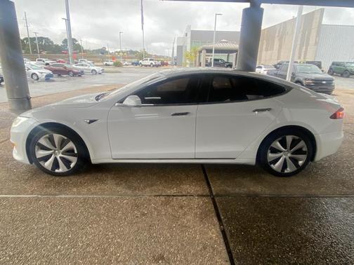 2021 Tesla Model S Long Range