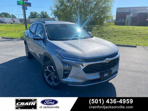 Sterling Gray Metallic 2025 Chevrolet Trax LT