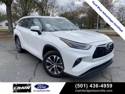 2024 Toyota Highlander Hybrid XLE