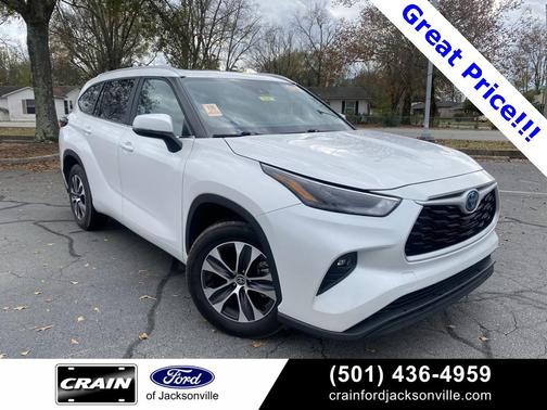 2024 Toyota Highlander Hybrid XLE