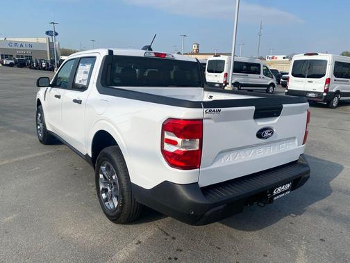 OXFORD WHITE 2026 Ford Maverick XLT