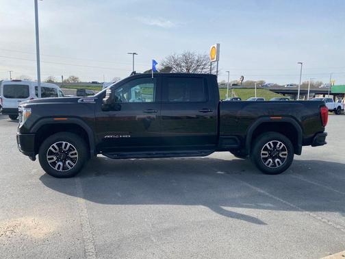 2022 GMC Sierra 2500 AT4