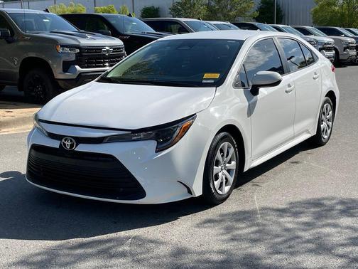 Ice Cap 2024 Toyota Corolla LE