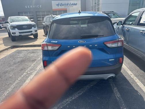Blue Metallic 2020 Ford Escape SE