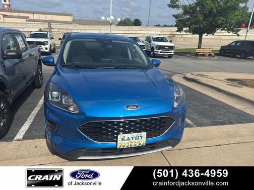 Blue Metallic 2020 Ford Escape SE