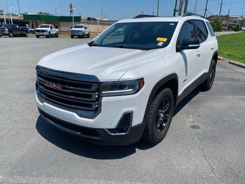 White Frost Tricoat 2021 GMC Acadia AWD AT4