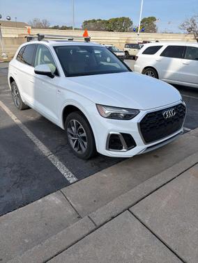 2024 Audi Q5 45 S line Premium Plus