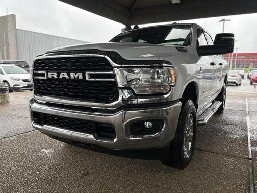 2023 RAM 3500 Big Horn Crew Cab 4x4 6'4' Box