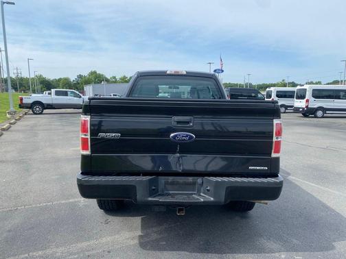 TUXEDO BLACK METALLIC 2014 Ford F-150 STX