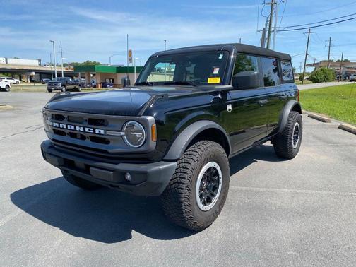 SHADOW BLACK 2024 Ford Bronco Big Bend