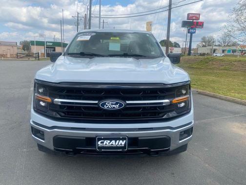 White Metallic 2025 Ford F-150 XLT