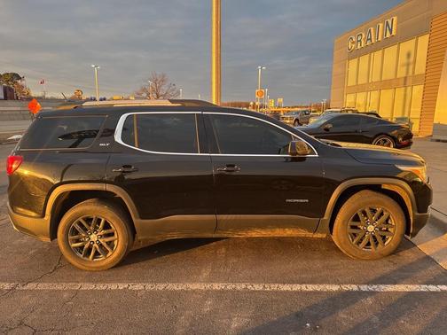 2018 GMC Acadia SLT-1