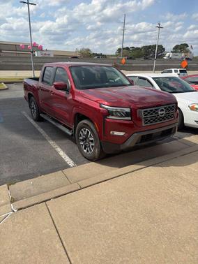 2024 Nissan Frontier SL
