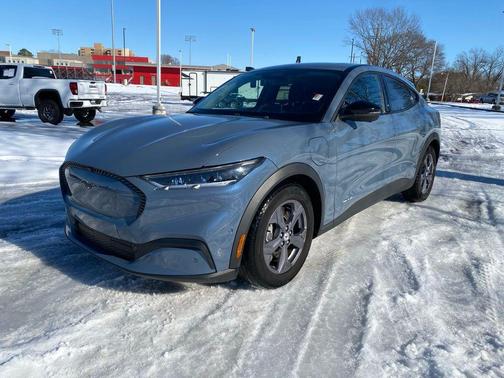 2023 Ford Mustang Mach-E Select