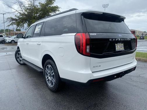 2025 Ford Expedition Max Active 4x4
