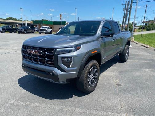 Sterling Metallic 2024 GMC Canyon AT4