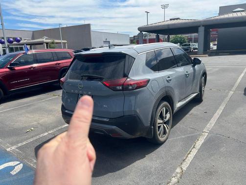 Boulder Gray Pearl 2023 Nissan Rogue SL