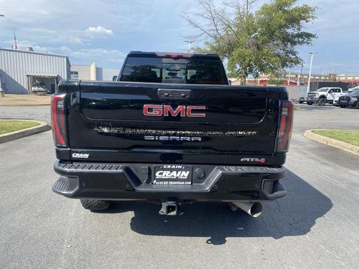 2024 GMC Sierra 2500 AT4