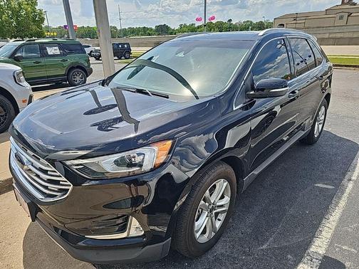 Black Metallic 2019 Ford Edge SEL