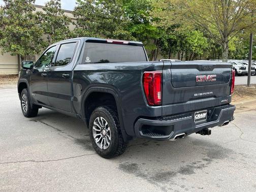 Sky 2021 GMC Sierra 1500 AT4
