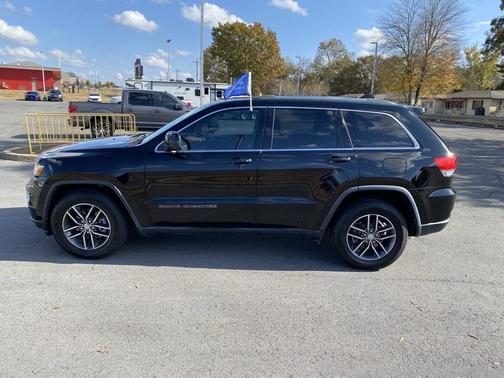 2018 Jeep Grand Cherokee Laredo E