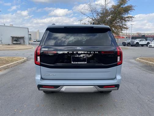 2025 Ford Expedition Platinum