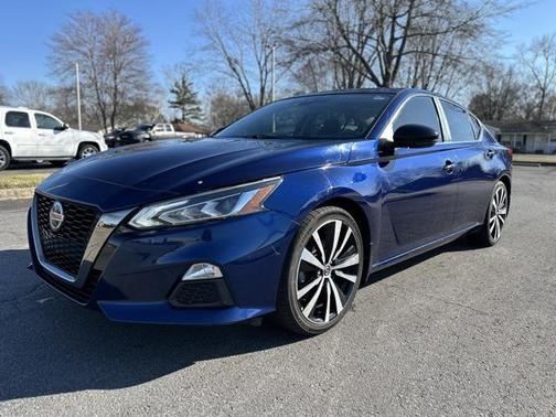 2020 Nissan Altima SR FWD