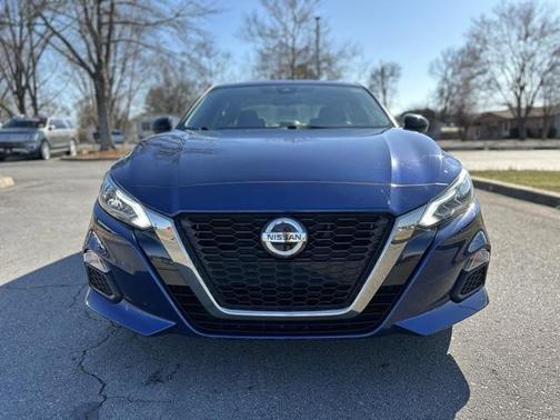 2020 Nissan Altima SR FWD
