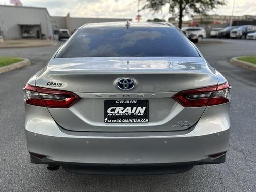 2023 Toyota Camry Hybrid XLE