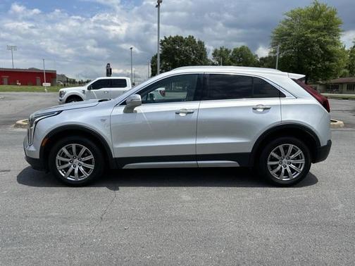 2021 Cadillac XT4 Premium Luxury