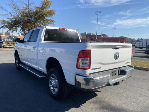 2020 RAM 2500 Big Horn Crew Cab 4X4 6'4' Box