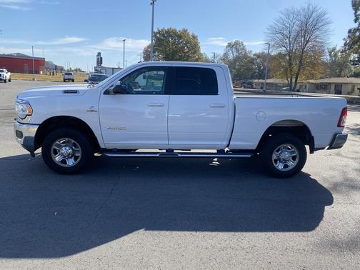 2020 RAM 2500 Big Horn Crew Cab 4X4 6'4' Box