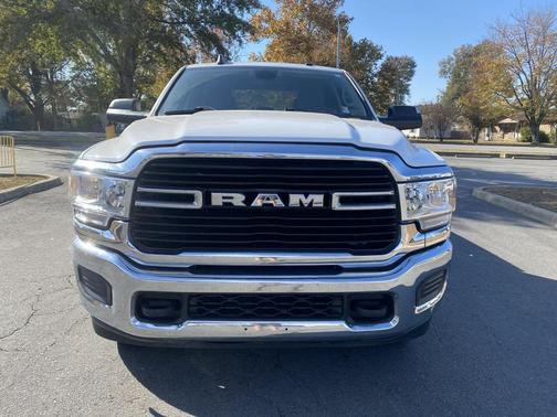 2020 RAM 2500 Big Horn Crew Cab 4X4 6'4' Box