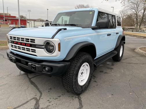 2025 Ford Bronco Heritage Edition